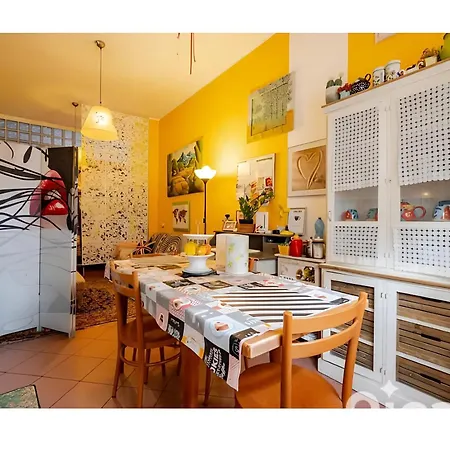 Casaderosa * Milan